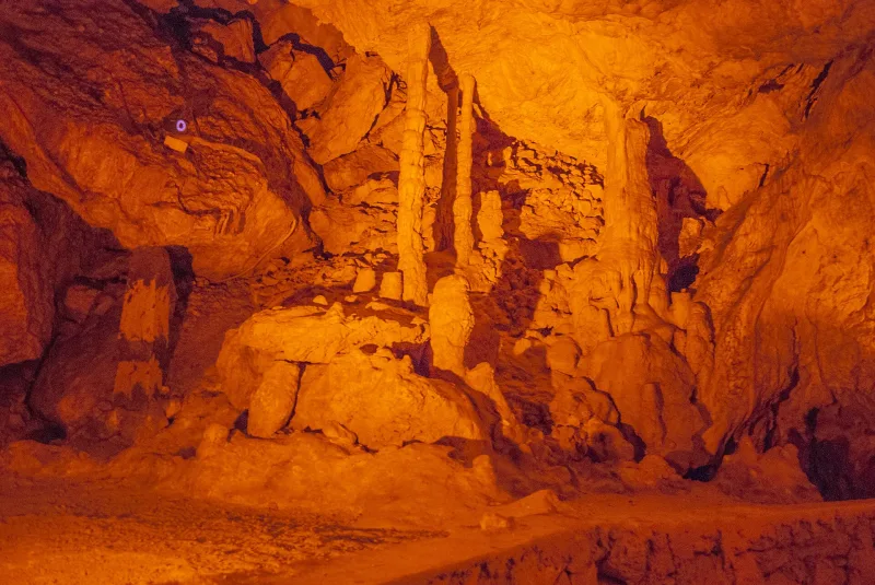 İnsuyu urvas – požeminiai ežerai prie Burdūro
