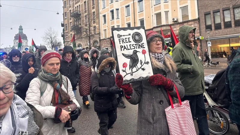 Сотни людей вышли на марш в Швеции против решения Израиля аннексировать оккупированный Западный берег реки Иордан