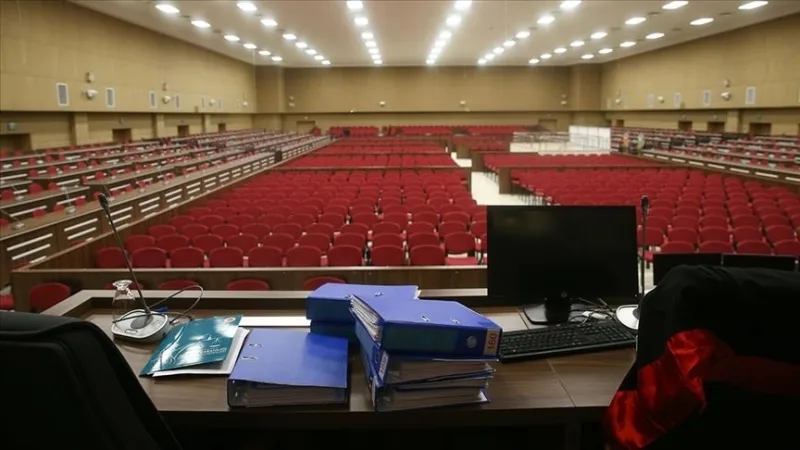 Investigation into the filming during the trial of the 
