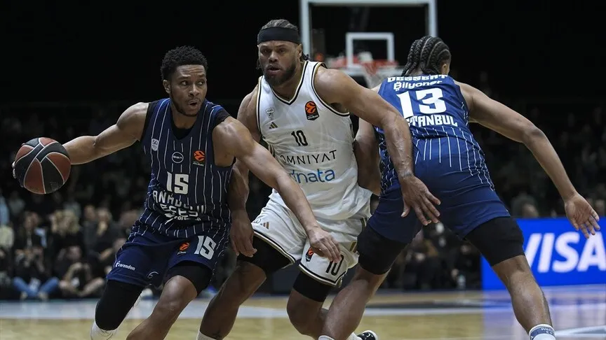 Anadolu Efes a battu Dubai Basket 85 à 69