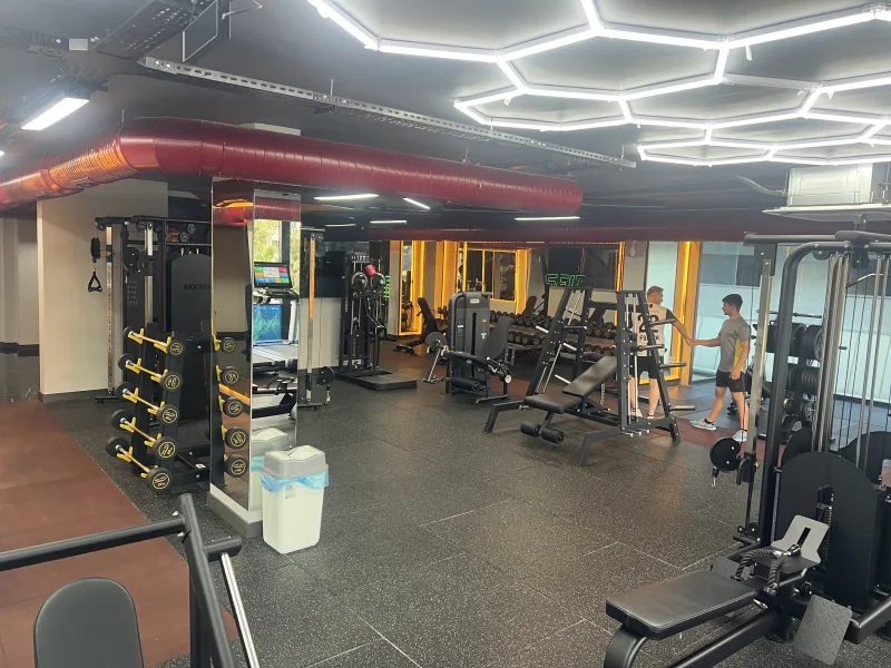 Black Bull Pro GYM — Спортзал в Аланье: Онлайн-заказ, цены и отзывы